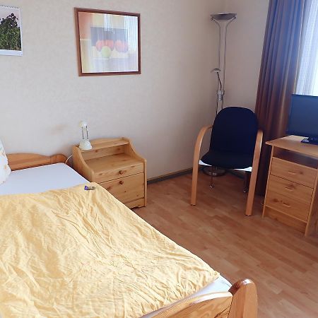 Haus Charlotte Hotel Бад Нендорф Екстериор снимка